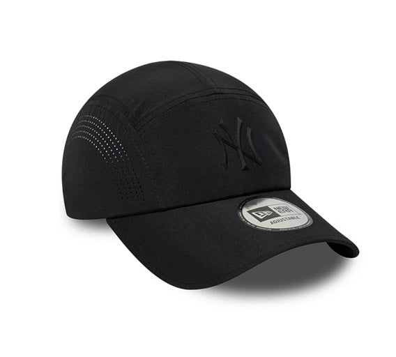 Gorra New Era Tech Midi Runner NY Yankees Negra