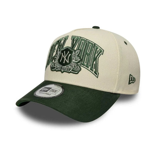 Gorra New Era 9FORTY E-Frame NY Yankees Suede Beige Verde MLB
