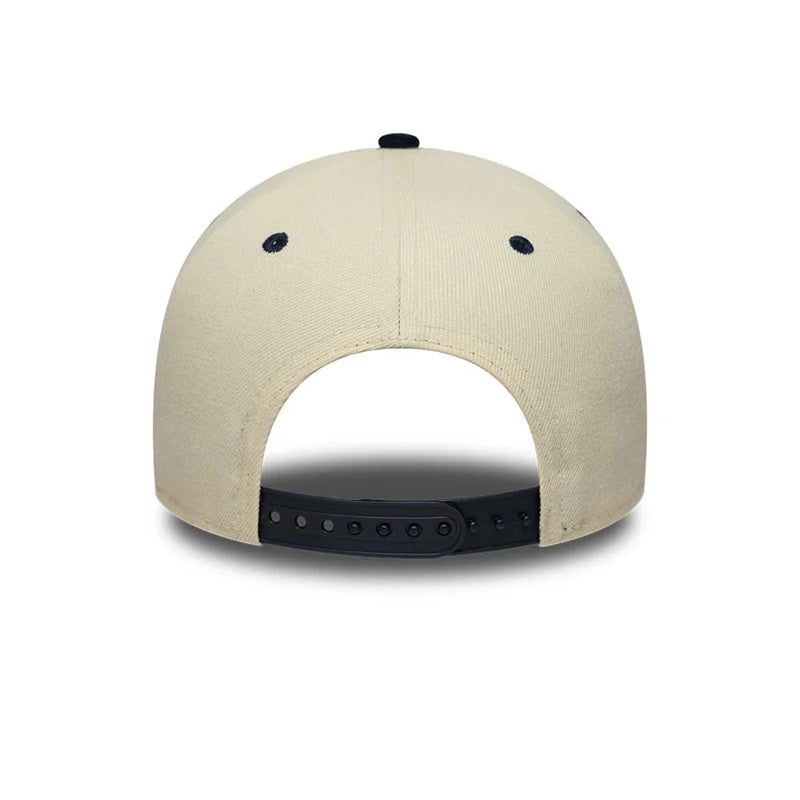Gorra New Era 9FORTY E-Frame NY Yankees Suede Beige Azul MLB